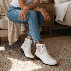 New Vionic White Ankle Boots
